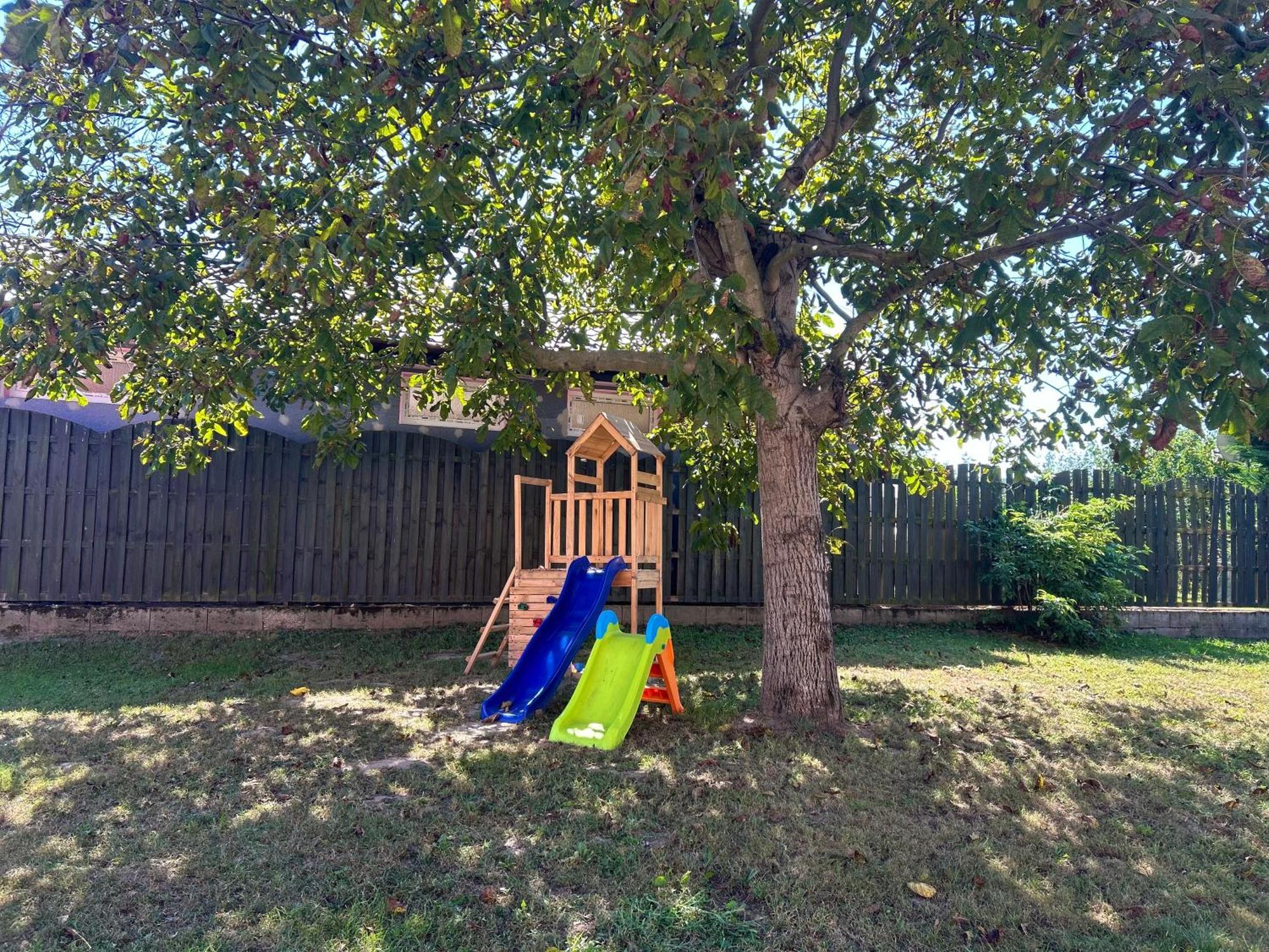Bikeaway Guesthouse Kereki Exterior photo