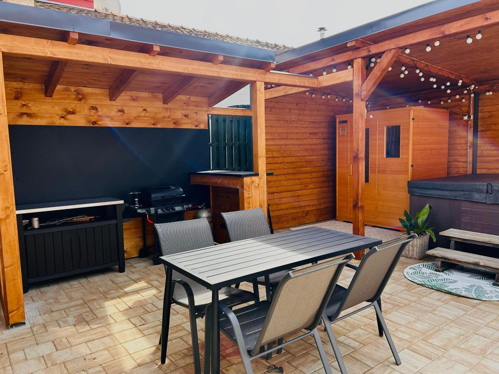 Bikeaway Guesthouse Kereki Exterior photo